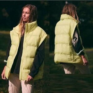 New Free People In A Bubble Yellow Puffer Vest Medium NWT